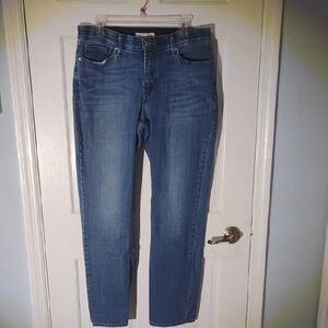 Levi's Women's Cropped Blue Jeans